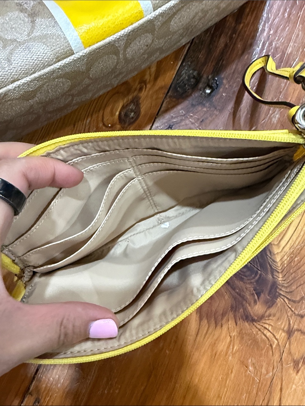 Coach Beige Signature Tote and Wristlet with Yellow and White Stripe - Picture 6 of 13